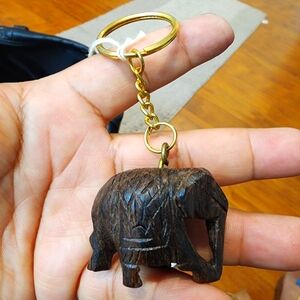 New Hand Carved Elephant Keychain  Sandalwood Hand Carved Elephant is from india
